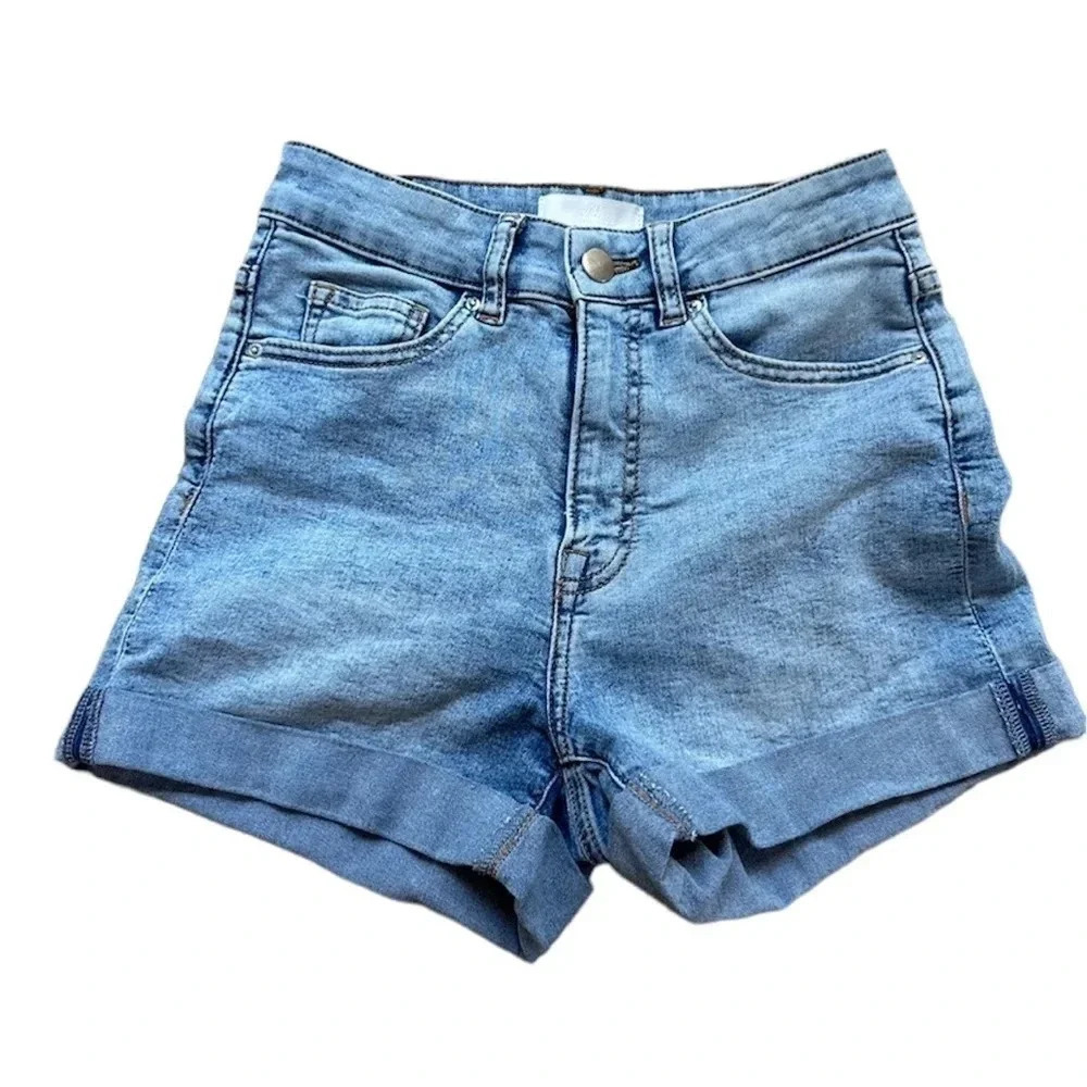 H&M Blue Jean Rolled Cuff Denim Shorts Size 2 GUC